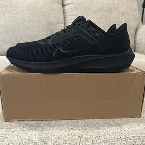 Nike Men's Black Running Shoes